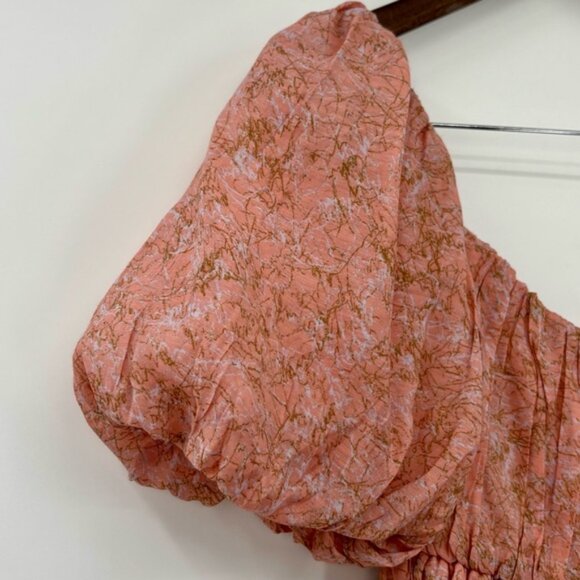 ASTR the Label Theron Botanical Puff Sleeve Smocked Top Size Small - Picture 8 of 13